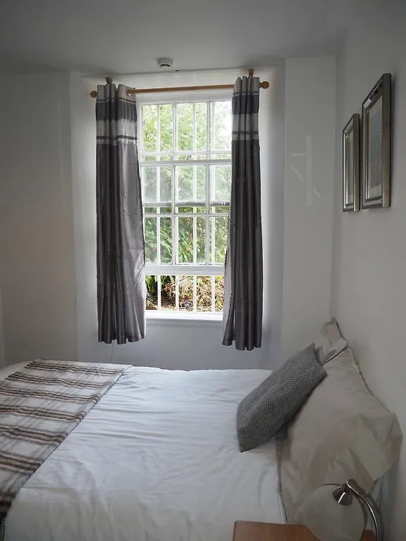 City Guest House EDI